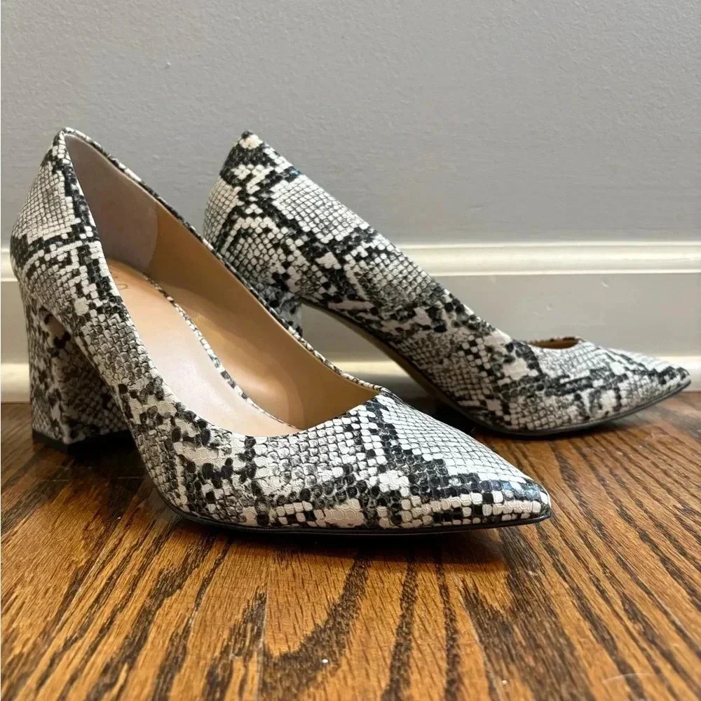 I.N.C. International Concepts Women's Snakeskin Pumps